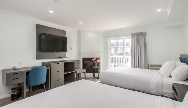 Pacifica Beach Hotel