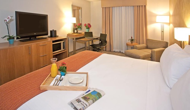 Holiday Inn Express San Francisco Airport South by IHG