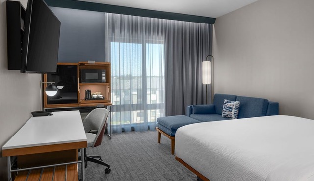 Courtyard by Marriott Modesto North