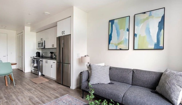Open One-Bedroom in West Oakland