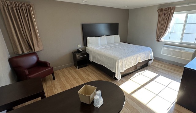 Red Roof Inn Hayward