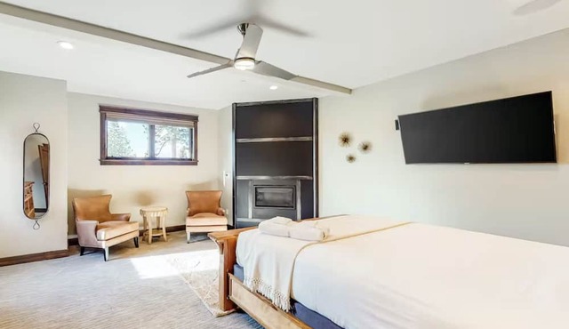 Gondola Vista 6 Bedroom Villa w/EV Charger