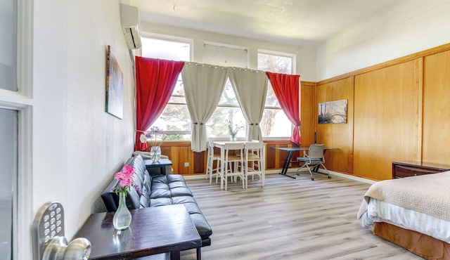Montara Apartment w/Yard Near Beaches
