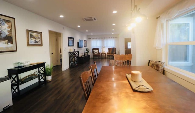 Remodeled home in the heart of downtown Murphys!