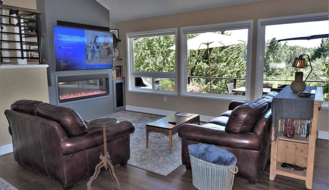 Tree View - Murphys Vacation Rentals in Murphys