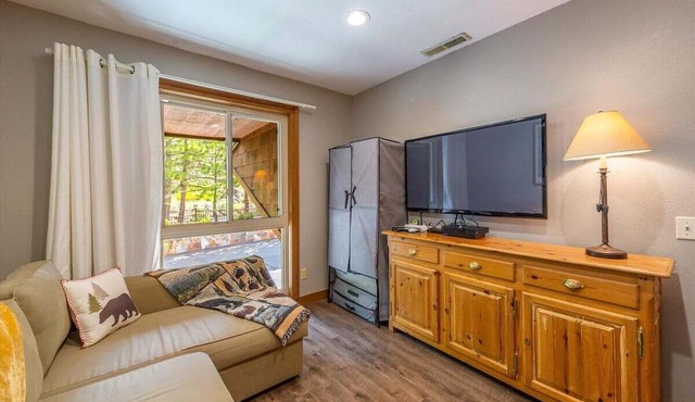 Brockway Shores Condo in Kings Beach -Lakeview in Kings Beach