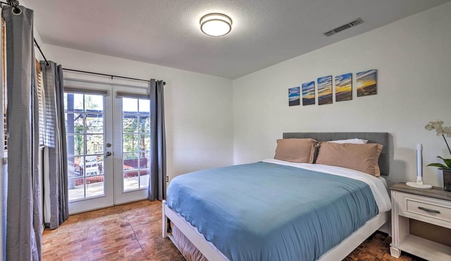 Balcony & Scenic View: Sonora Hideaway! in Sonora