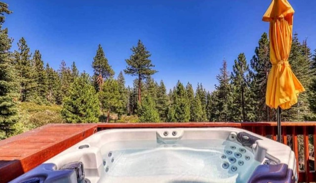 Rustic Round Hideaway | West Shore | Hot Tub in Tahoe City
