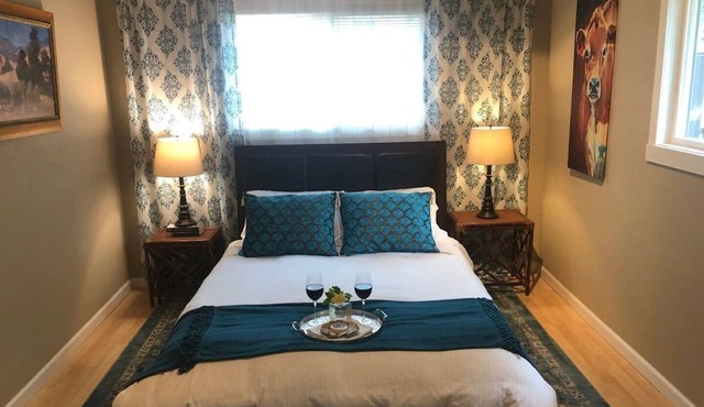 Peaceful & Private Vineyard View Studio near Wineries, Restaurants, Hiking