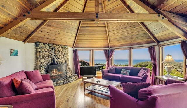 Black Pearl Cottage – Classic Seabright Charm