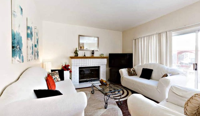 Impressive Exec. Luxury Home. Pool & SPA. Beautiful, Clean, Spacious, Convenient