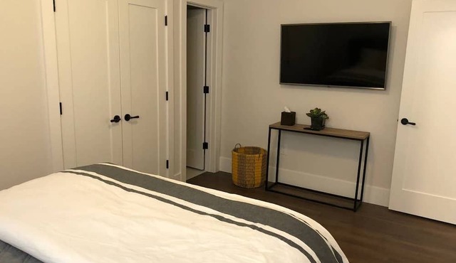 212-Trendy 1 Bedroom Apt in Downtown San Jose City