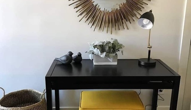 308-Immaculate Studio San Pedro Sq. San Jose!