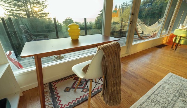Mid-Century Sanctuary in the Berkeley Hills