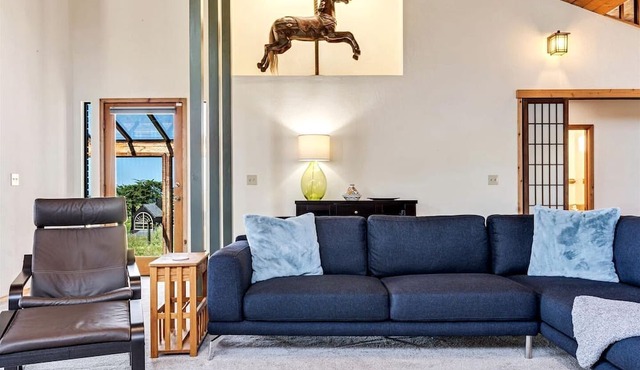 Fantastic Cabin with Fireplace in Bodega Bay, California