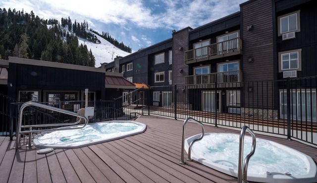 Red Wolf Lodge at Olympic Valley