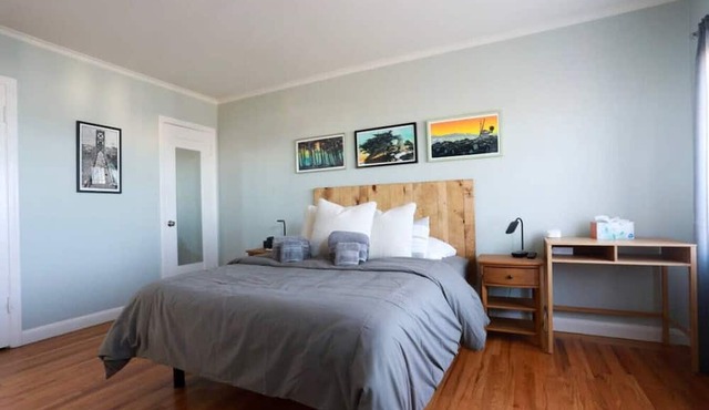 Quaint 2BR/1BA Apt - 7 min walk to Ocean Beach