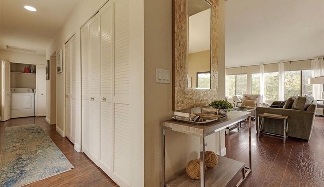 Concourse, Garage and Ocean Views! in Monterey