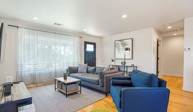 Beautiful private home w/large backyard in quiet neighborhood in Castro Valley in Castro Valley