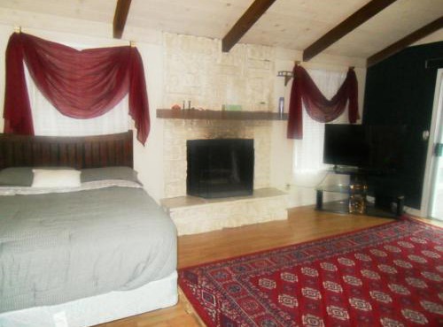 STR25-15 Home 3 Bedrooms 2 Bath