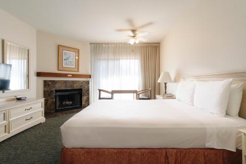 The Monarch Resort