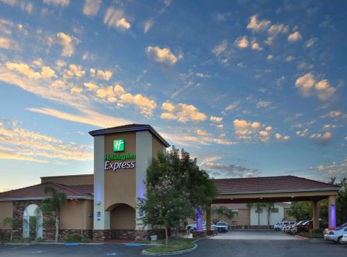 Holiday Inn Express Oakdale by IHG