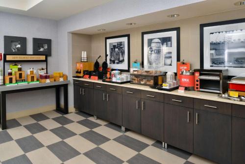 Hampton Inn San Francisco - Daly City