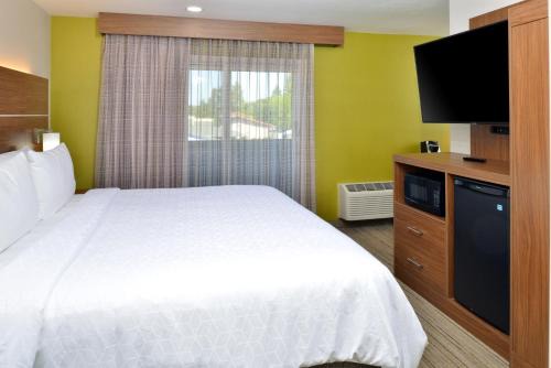 Holiday Inn Express - Santa Rosa North by IHG