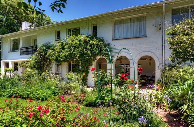 Klein Bosheuwel Guest House