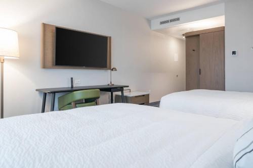 Fairfield Inn Suites 