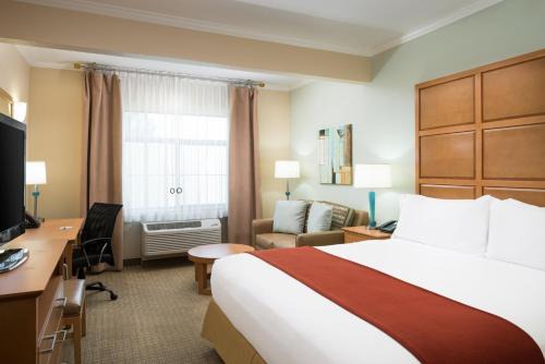 Holiday Inn Express Hotel Suites Santa Clara Silicon Valley Ihg 