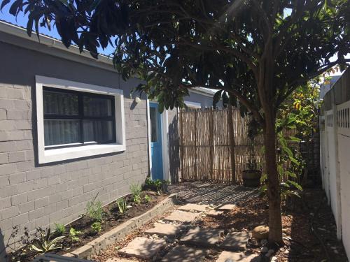 Beach Walk Cottage