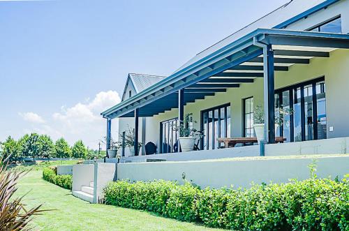 Gowrie Farm House