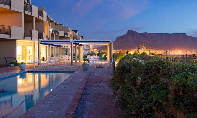 Lagoon Beach Hotel | Cape Town Beachfront Apartments at Leisure Bay